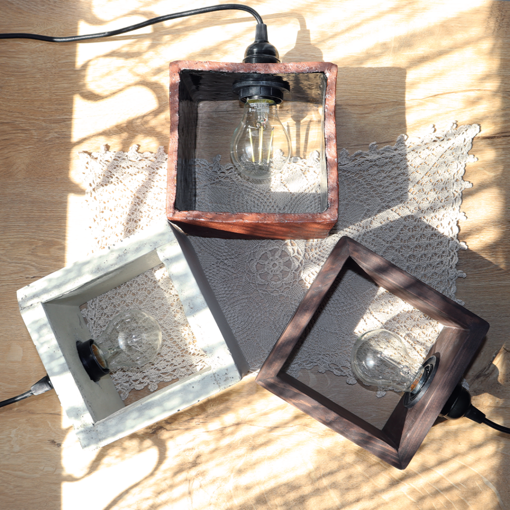 Kolekcja lampek wykonanych w jednym wzorze ale z 3 różnych materiałów: betonu, ceramiki i drewna