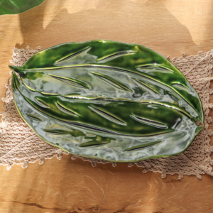 Ceramiczna patera - Liść 39 x 24 cm