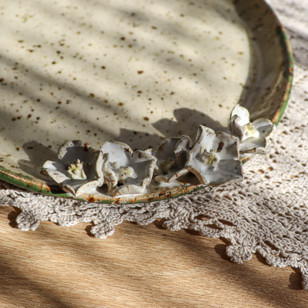 ceramiczny-talerz-kwiatki-22cm (1)