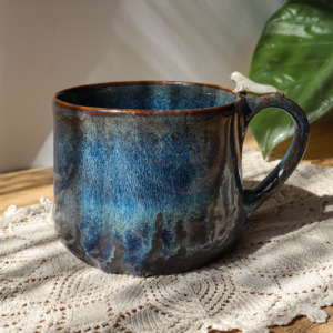 Duży kubek ceramiczny - Foka z rybką 600ml