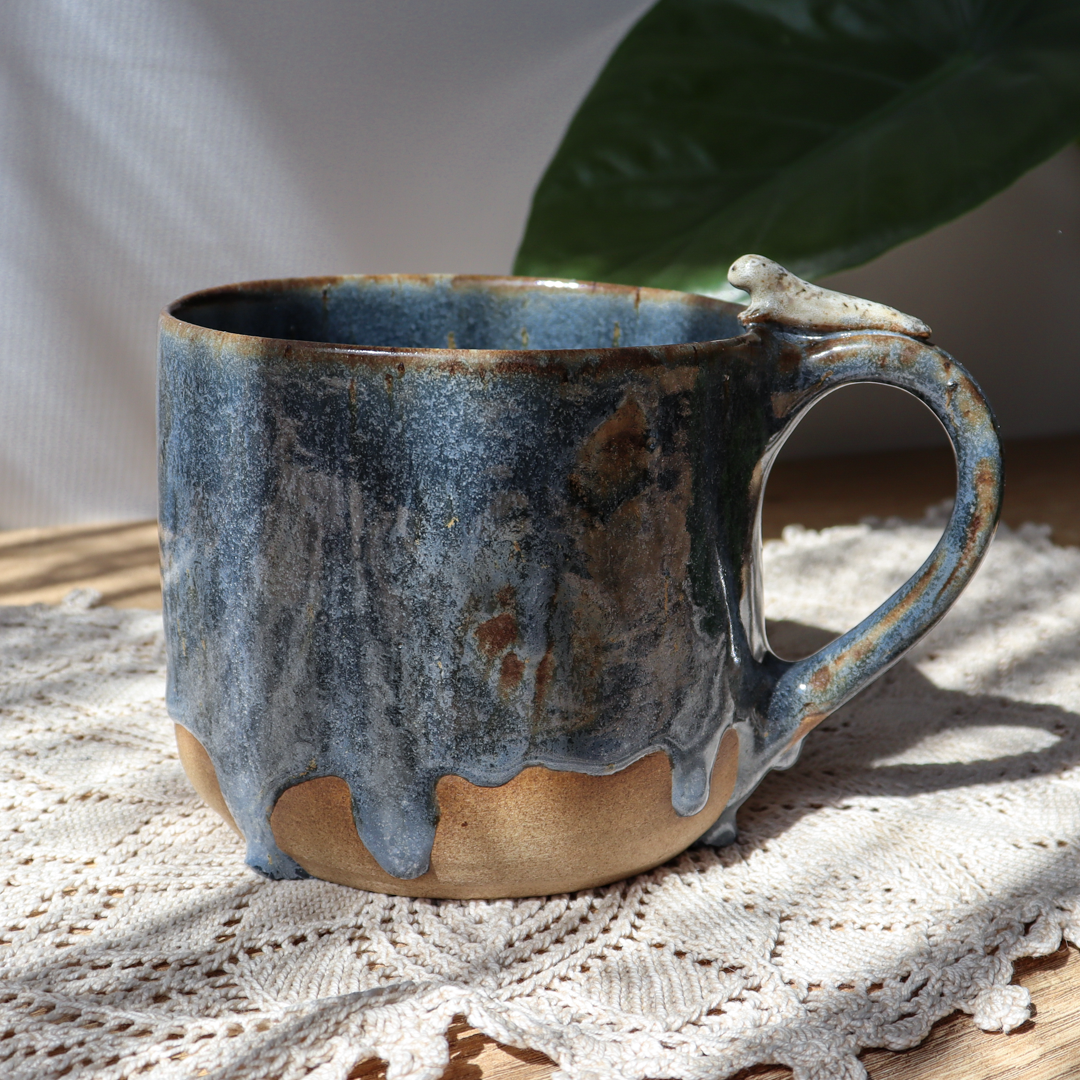 Duży kubek ceramiczny - Foka z rybką 600ml