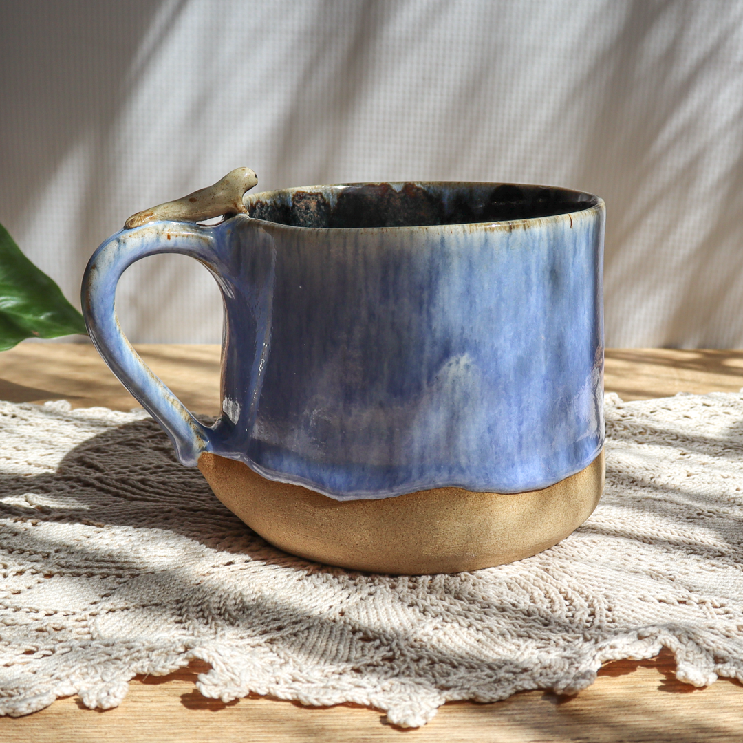 Duży kubek ceramiczny - Foka z rybką 600ml