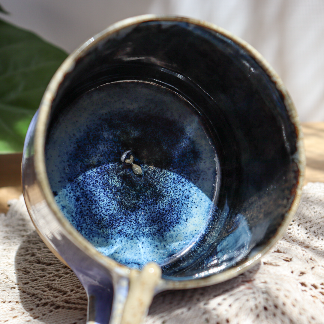 Duży kubek ceramiczny - Foka z rybką 600ml - obrazek 4