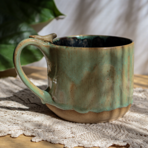 Duży kubek ceramiczny - Foka z rybką 600ml