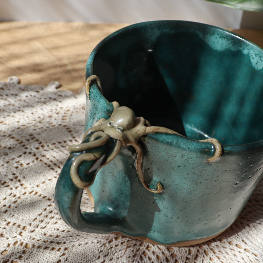 Duży kubek ceramiczny - Ośmiornica 600ml - obrazek 2