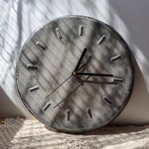 Zegar ścienny z ceramiczną tarczą śr.30 cm