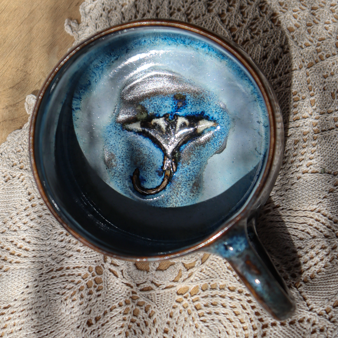 Duży kubek ceramiczny - Manta 600 ml