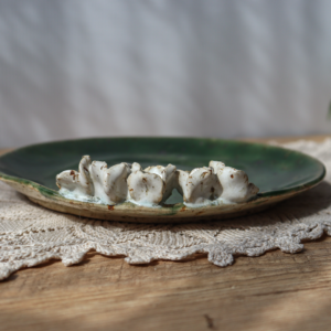 Ceramiczny talerz - Kwiatki śr. 19 cm