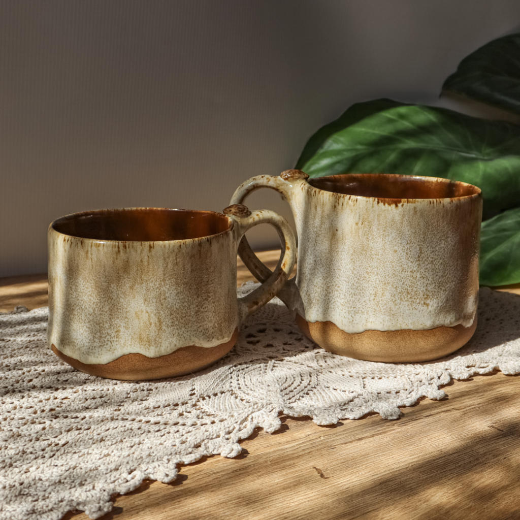 ceramiczny-kubek-bezowy-brazowy-jez (2)