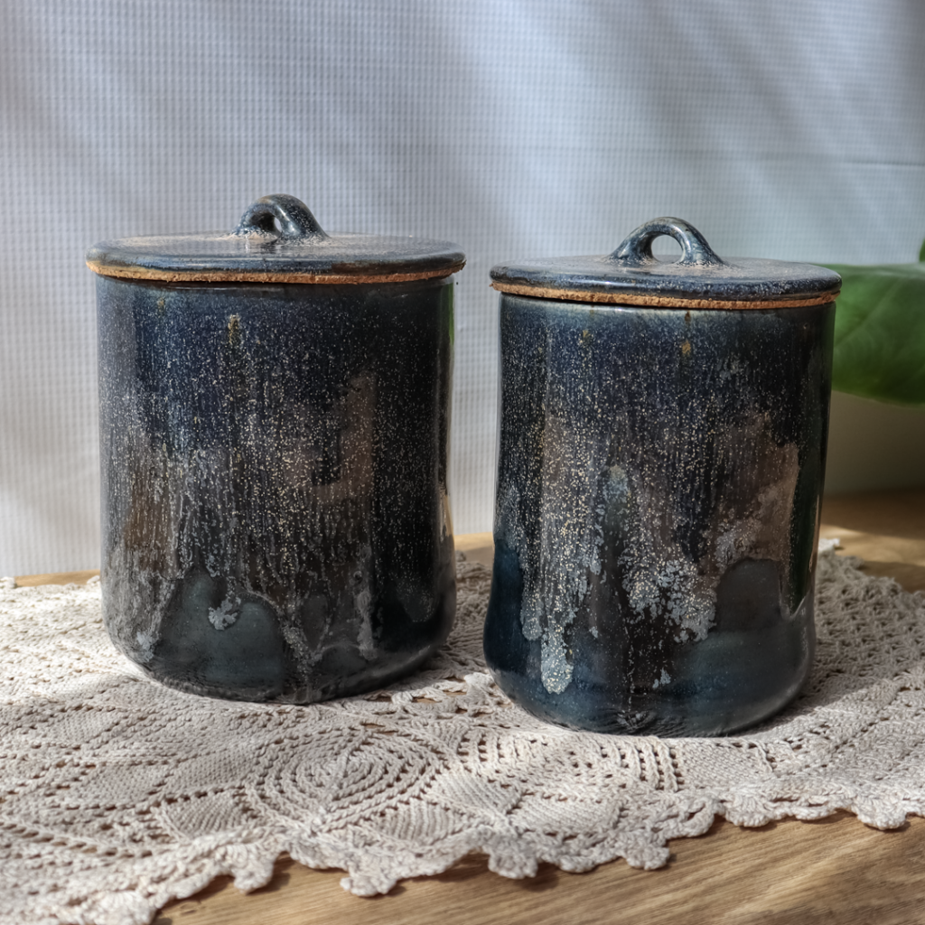 ceramiczny-pojemnik-granatowy-bezowy (2)